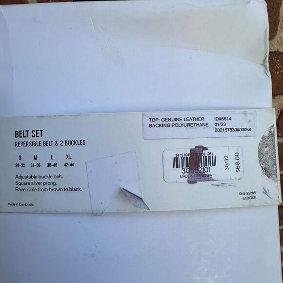 EXPRESS men reversible belt & 2 buckle set 30/32 black brown NEW - Picture 9 of 9